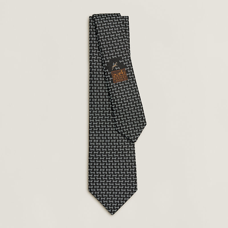 H en Relief tie 7 cm | Hermès USA
